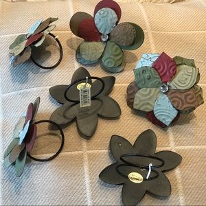 Set of new napkin holder metal rings